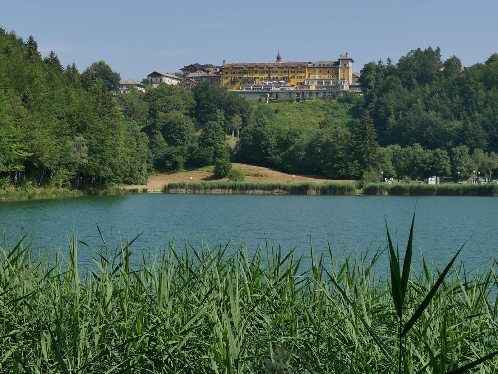 Grand Hotel Astoria Lavarone Esterno foto