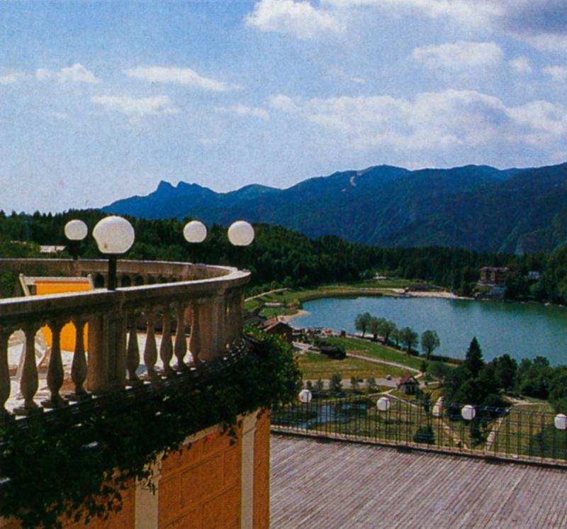 Grand Hotel Astoria Lavarone Esterno foto